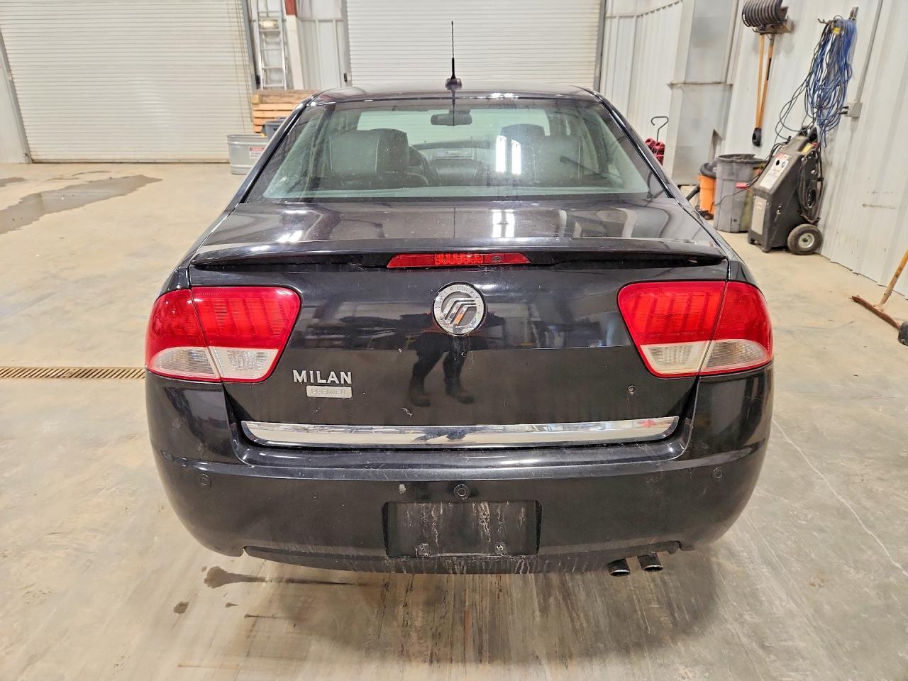 2011 MERCURY Milan
