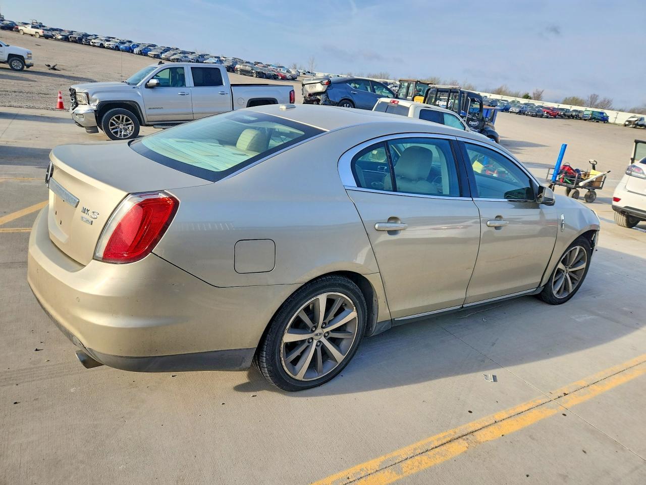 2010 LINCOLN MKS