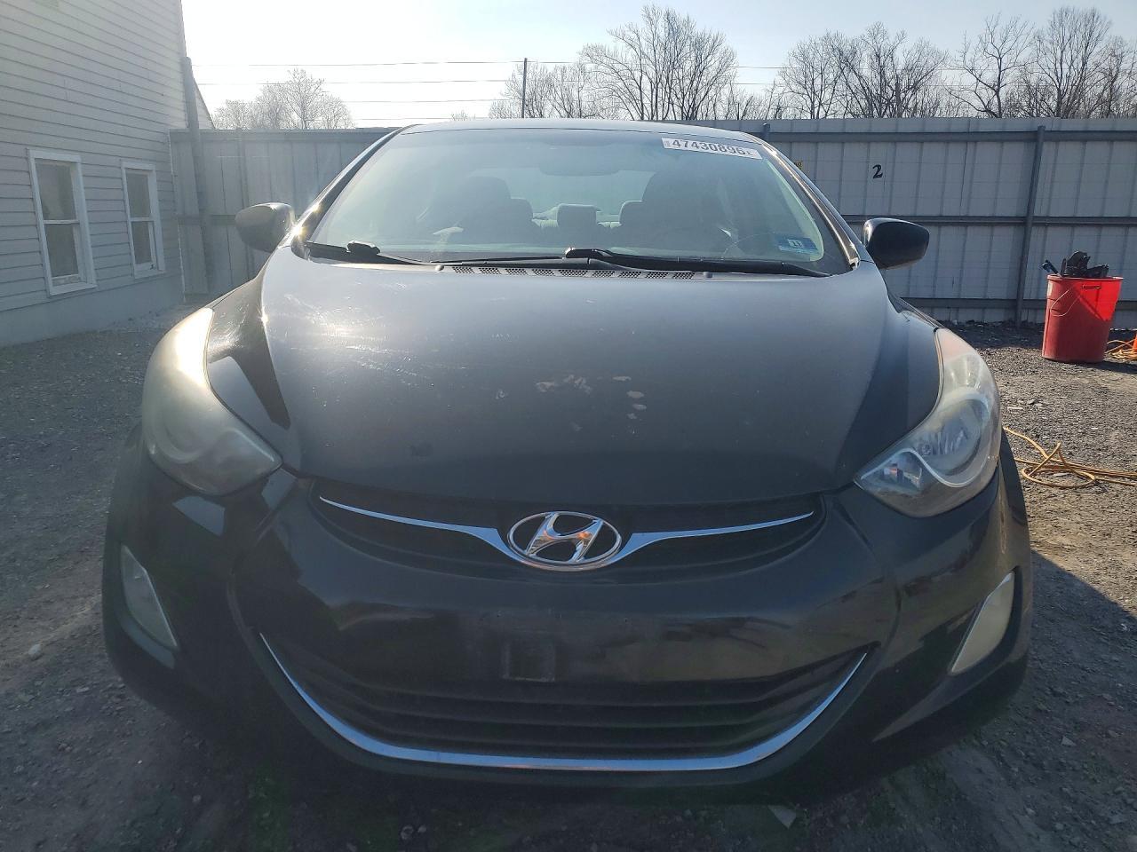 2012 HYUNDAI ELANTRA