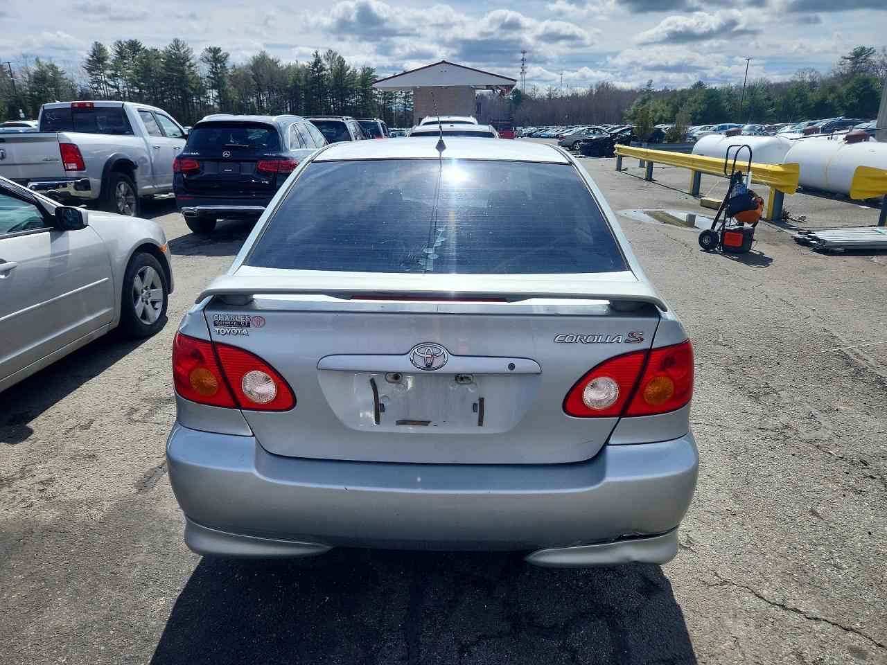 2004 TOYOTA COROLLA