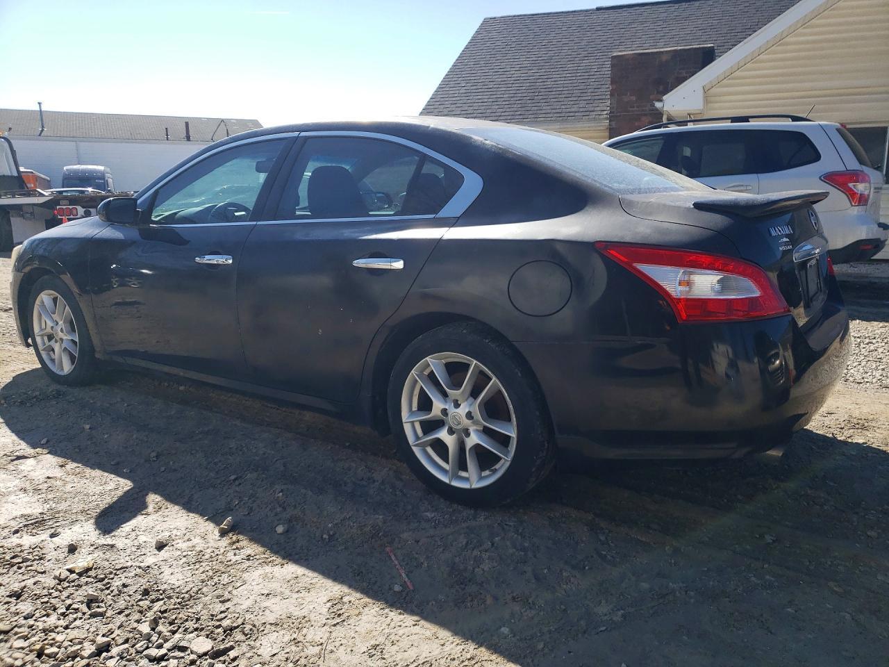 2009 NISSAN Maxima
