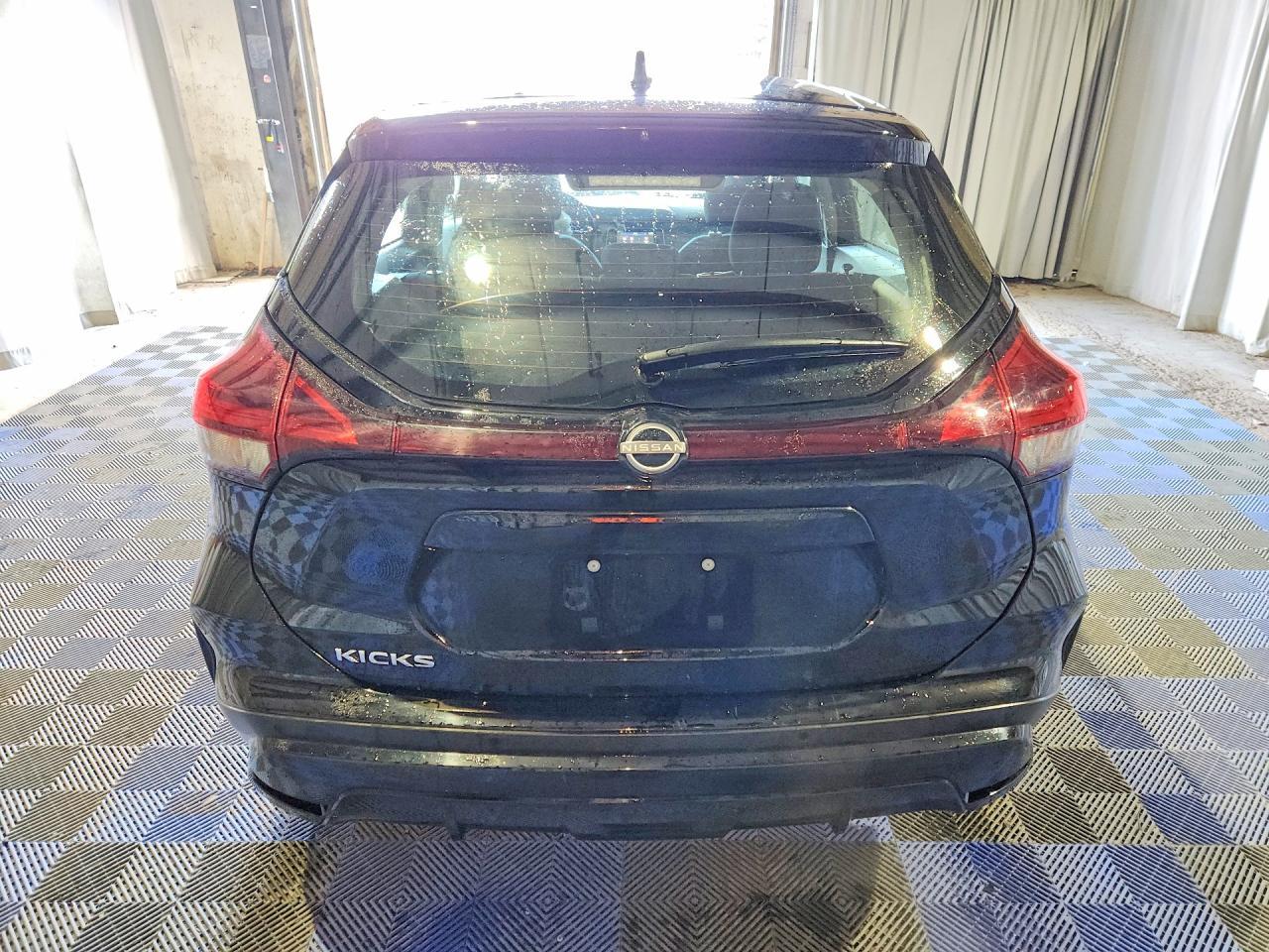 2024 NISSAN KICKS