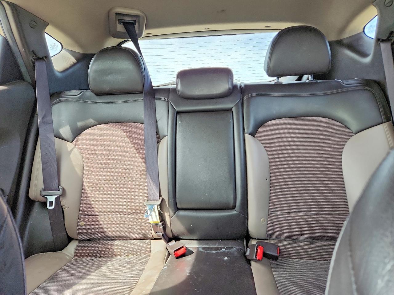 2011 HYUNDAI TUCSON