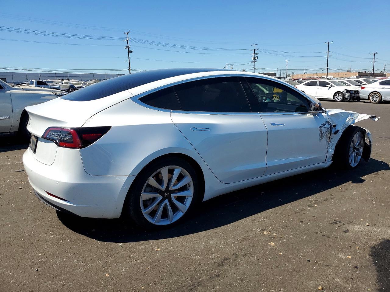 2020 TESLA MODEL 3