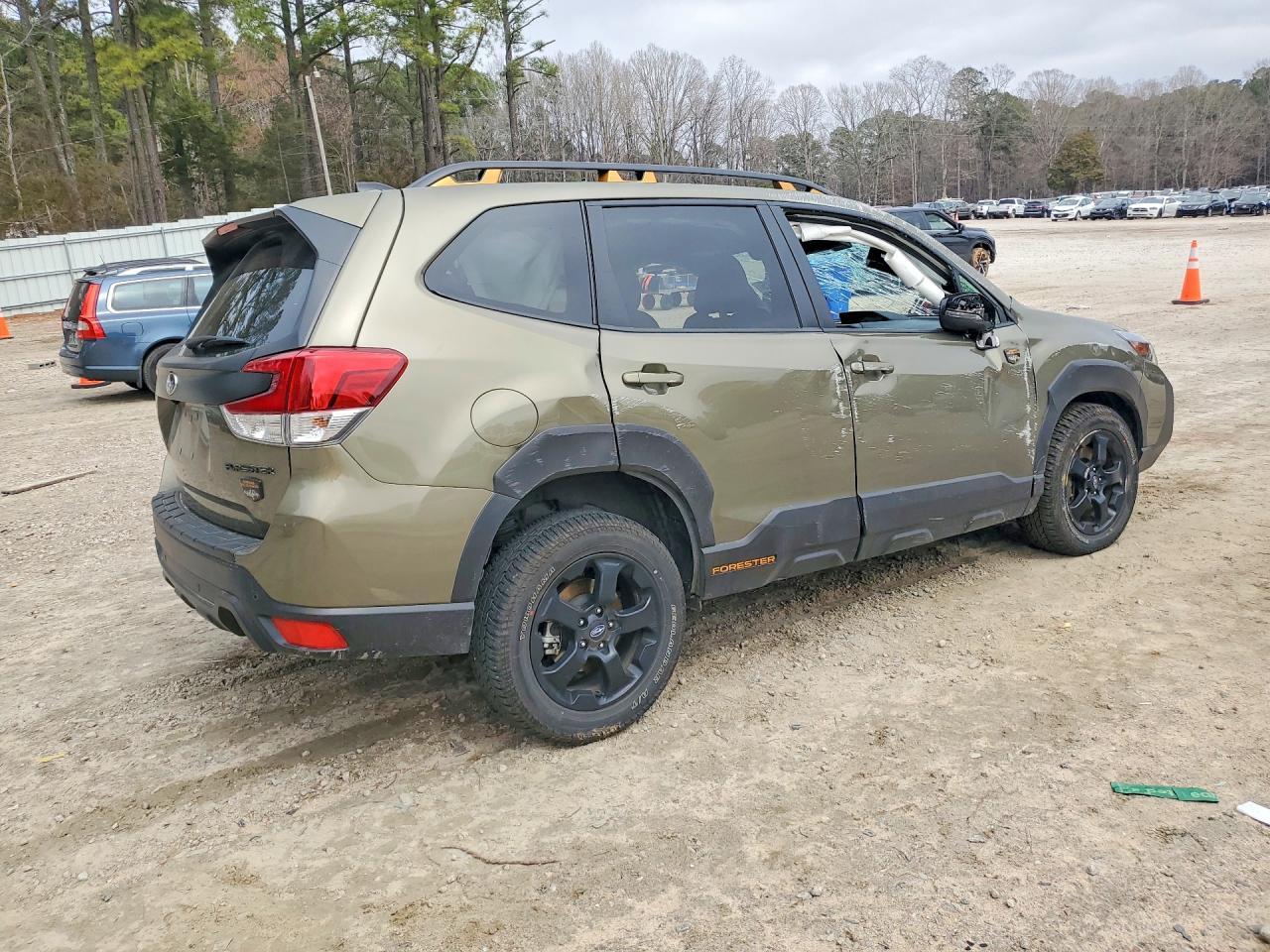 2024 SUBARU FORESTER