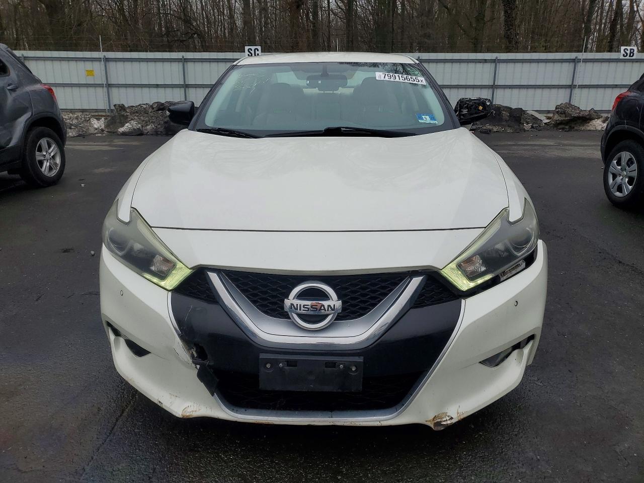 2016 NISSAN Maxima