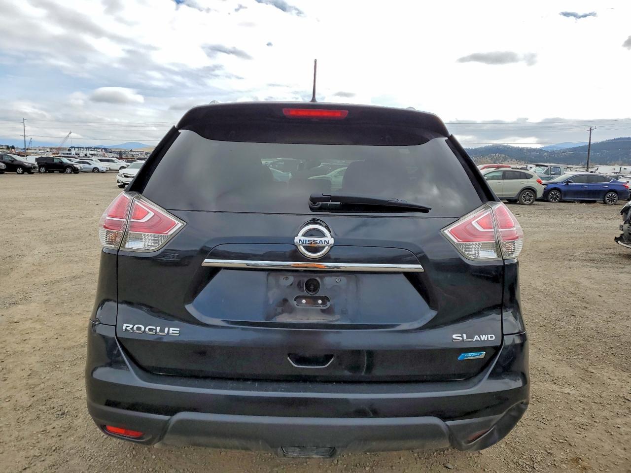 2014 NISSAN ROGUE