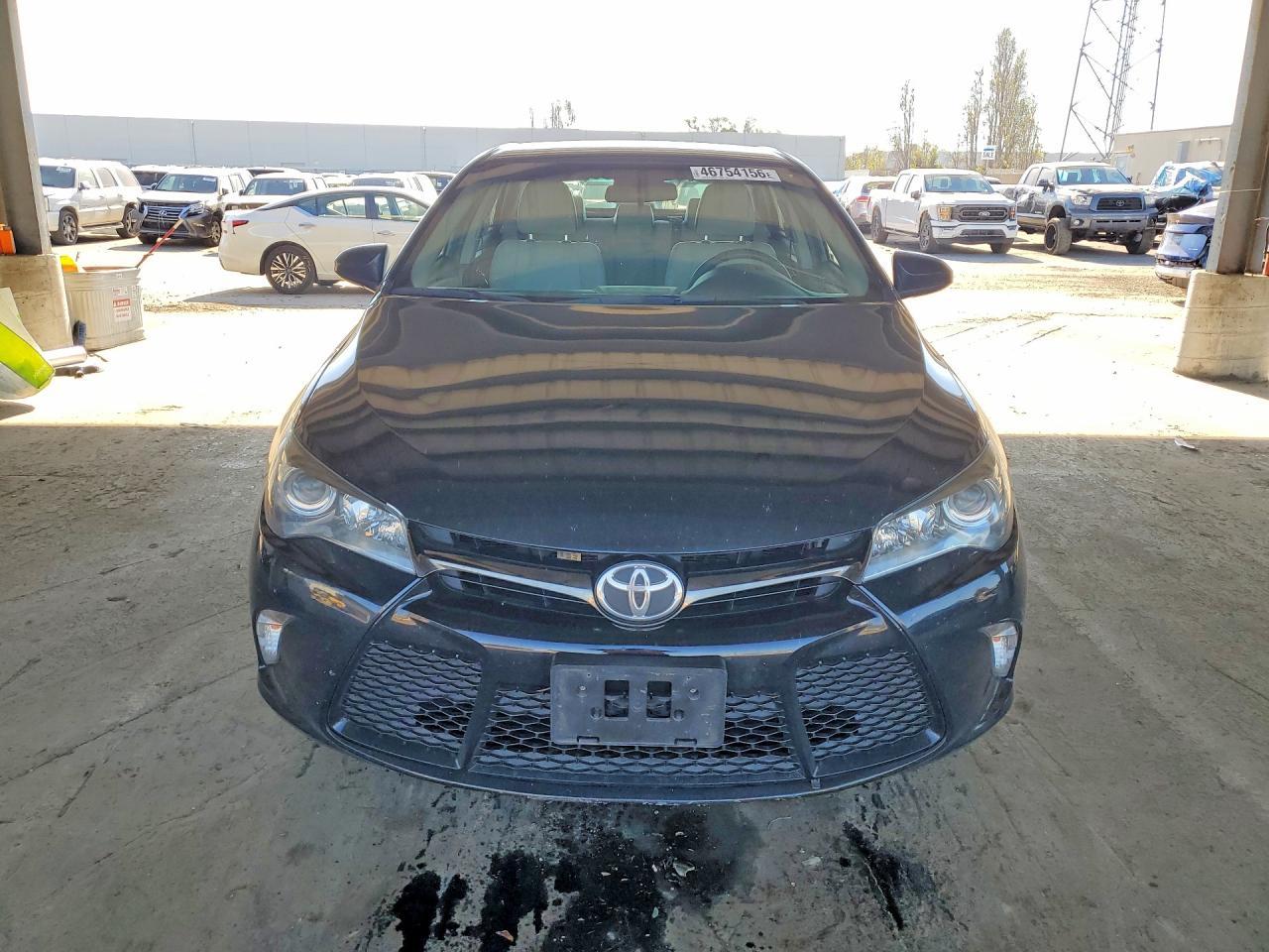 2015 TOYOTA CAMRY