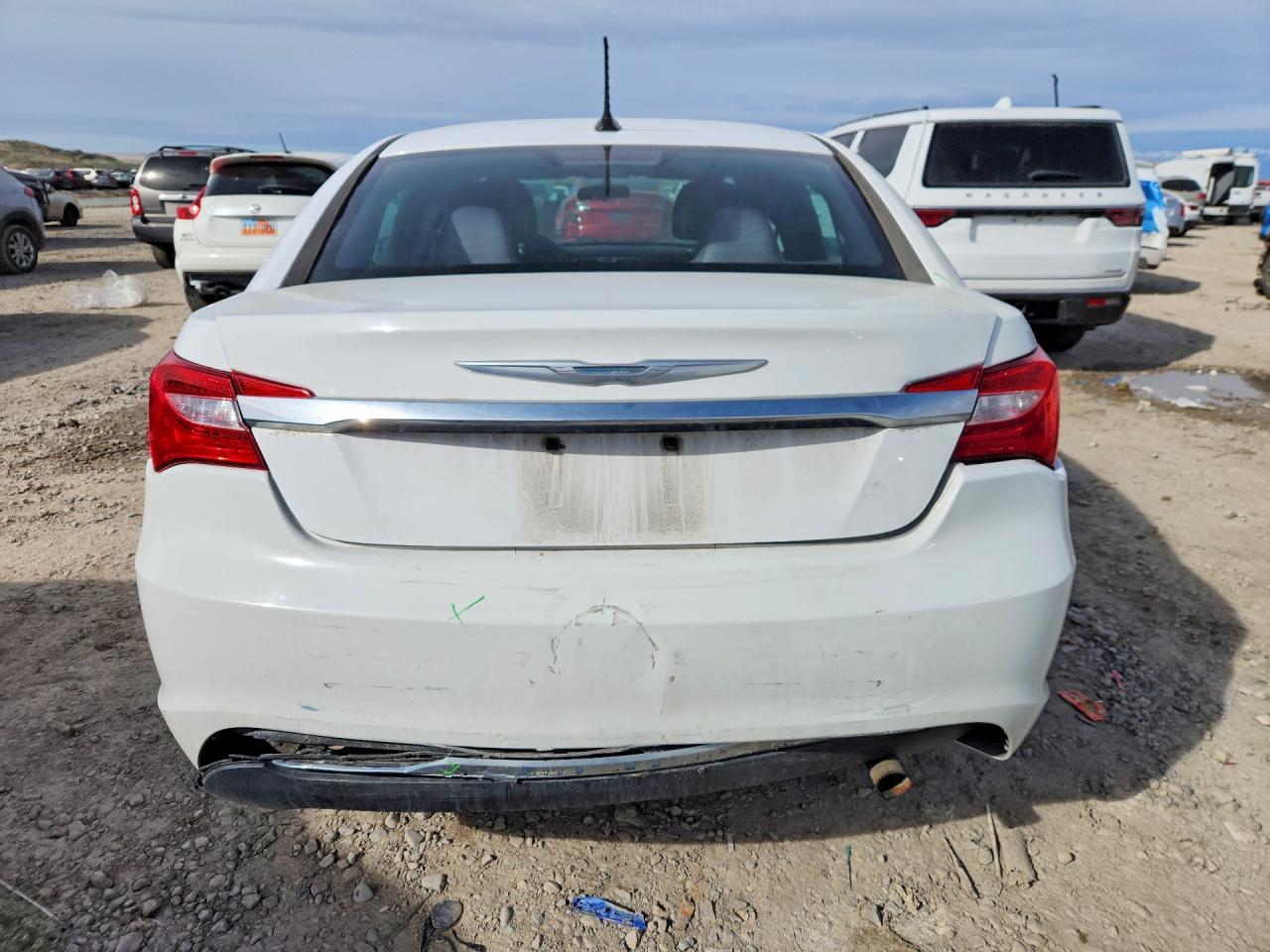 2013 CHRYSLER 200