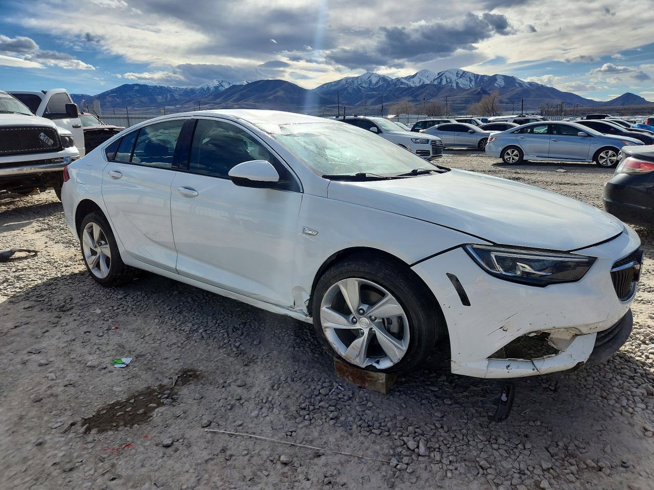 2020 BUICK Regal