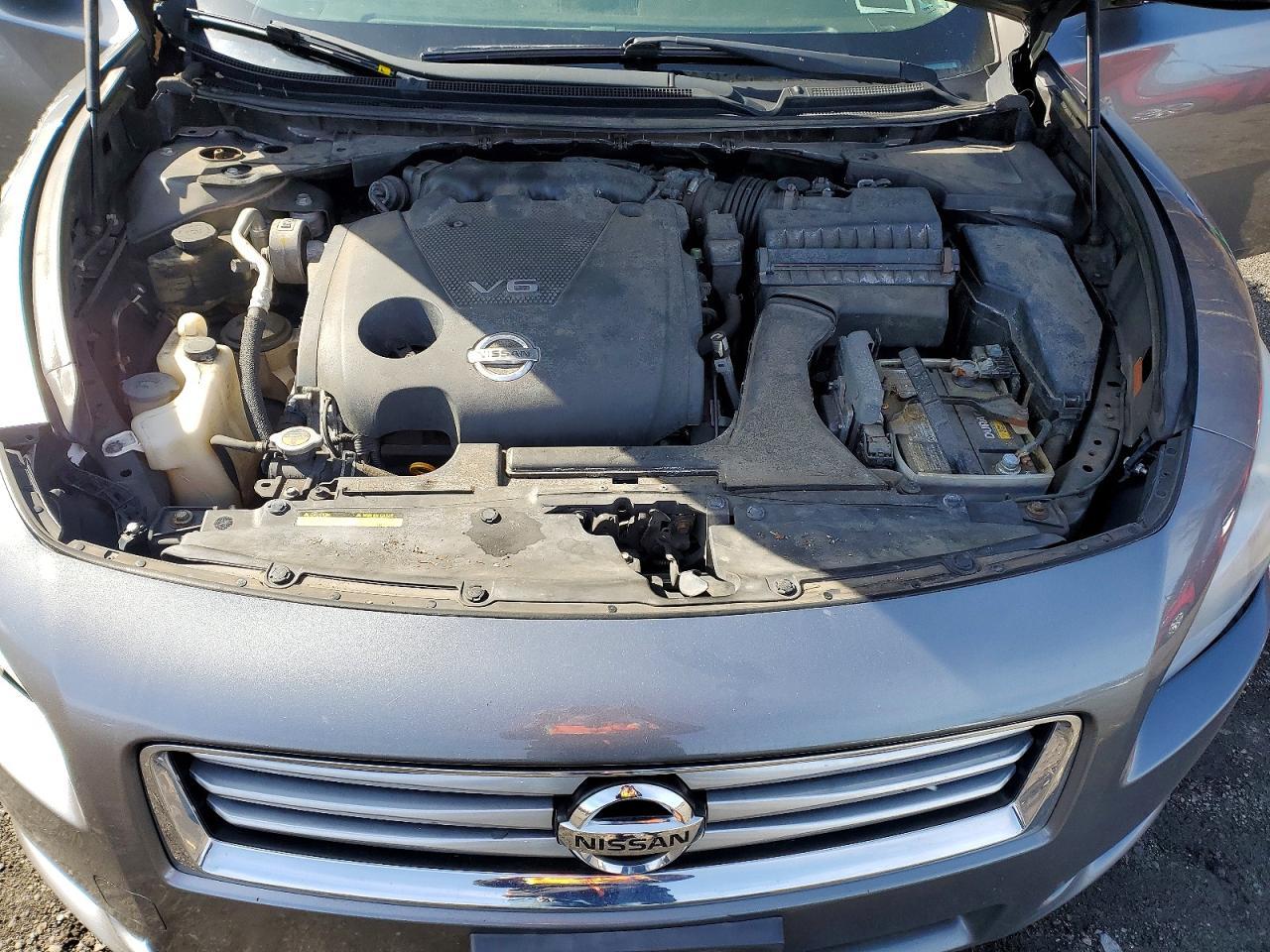 2014 NISSAN Maxima