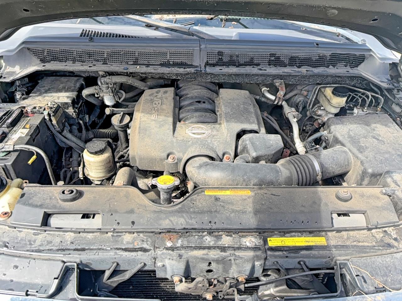 2004 NISSAN Titan