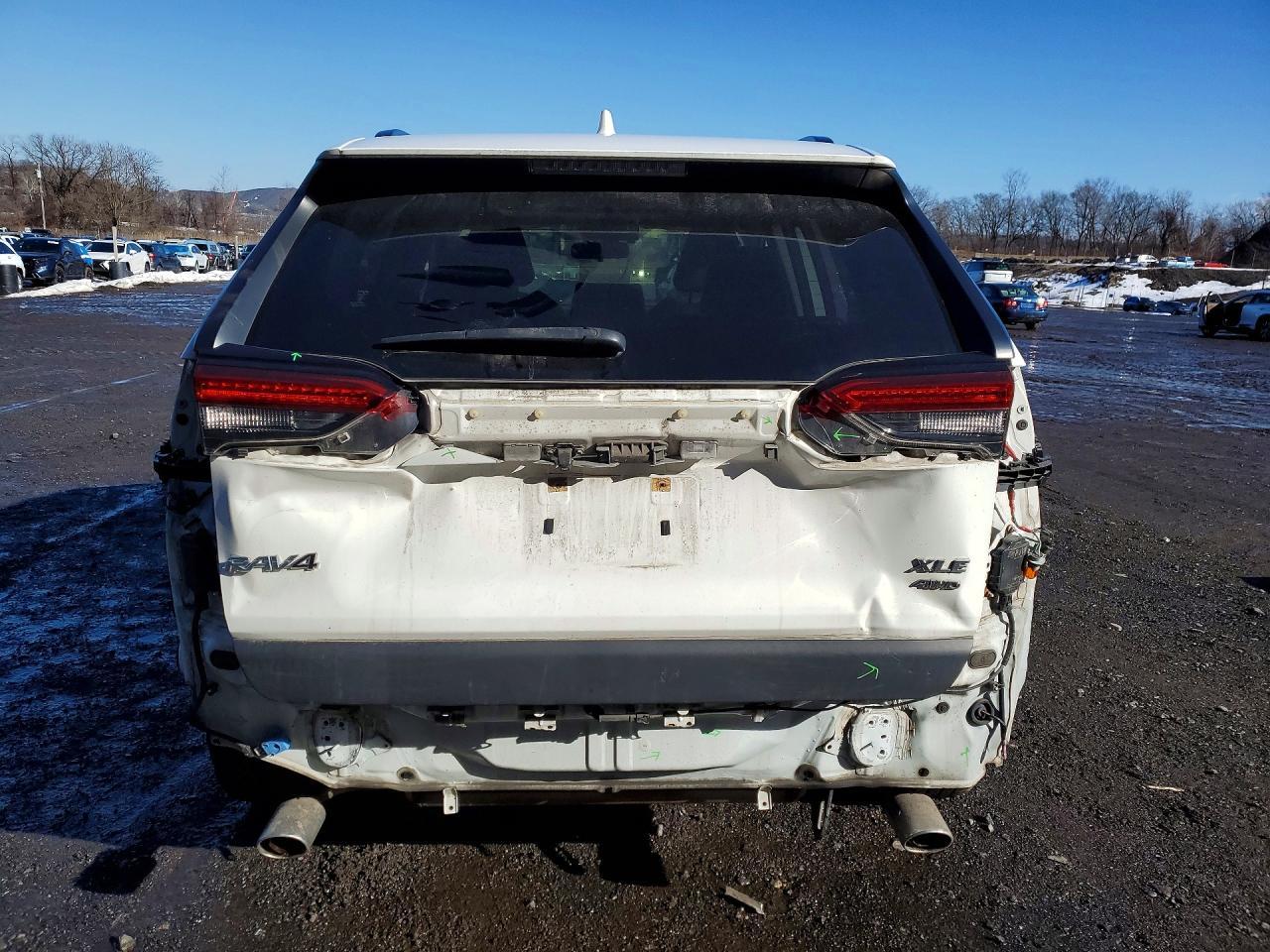 2019 TOYOTA RAV4