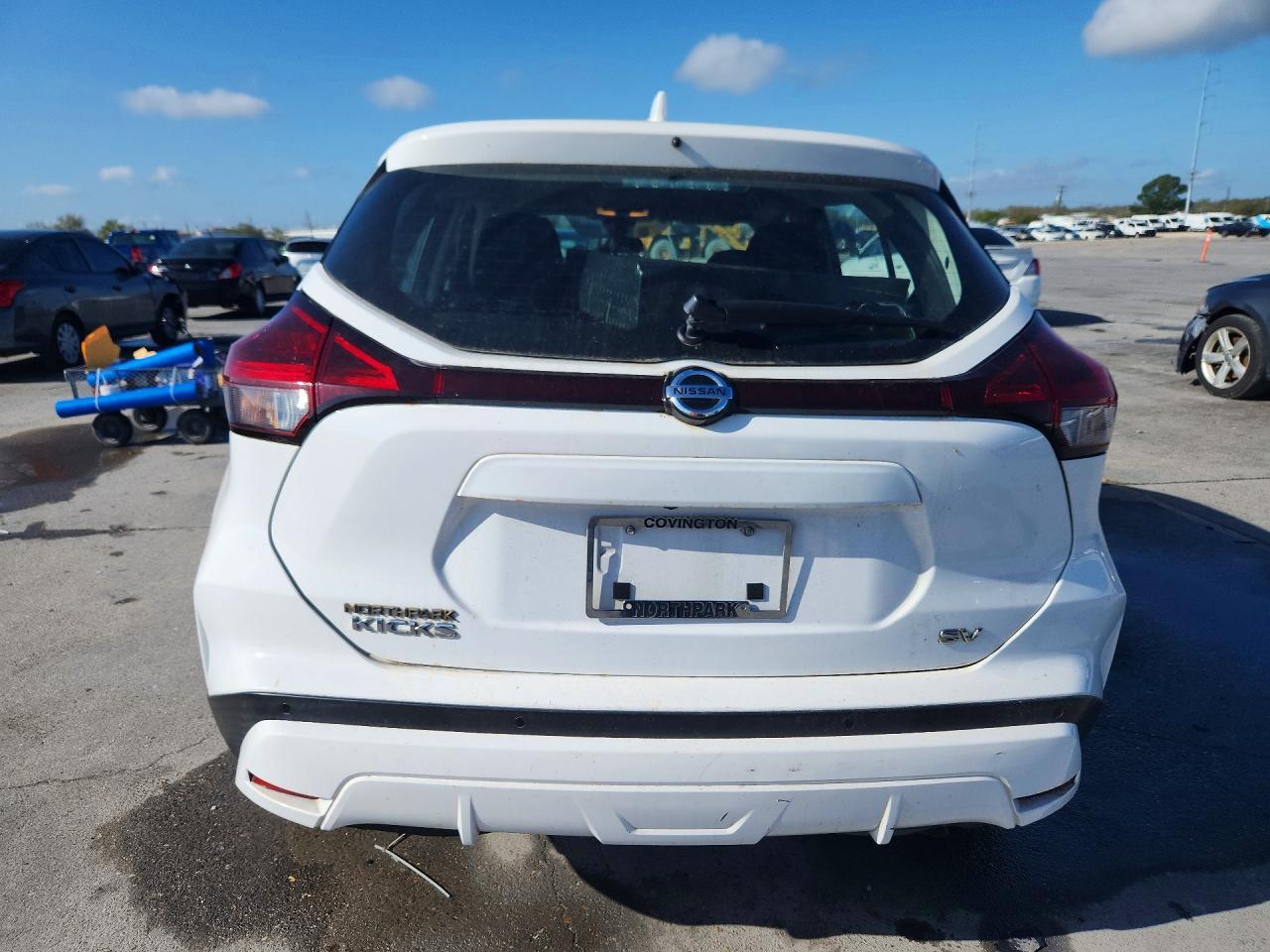2021 NISSAN KICKS