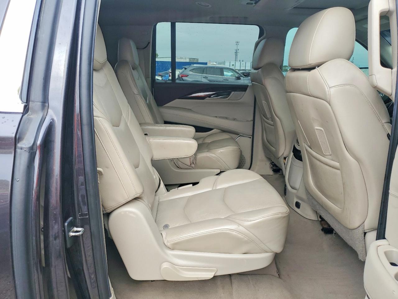 2015 CADILLAC Escalade ESV