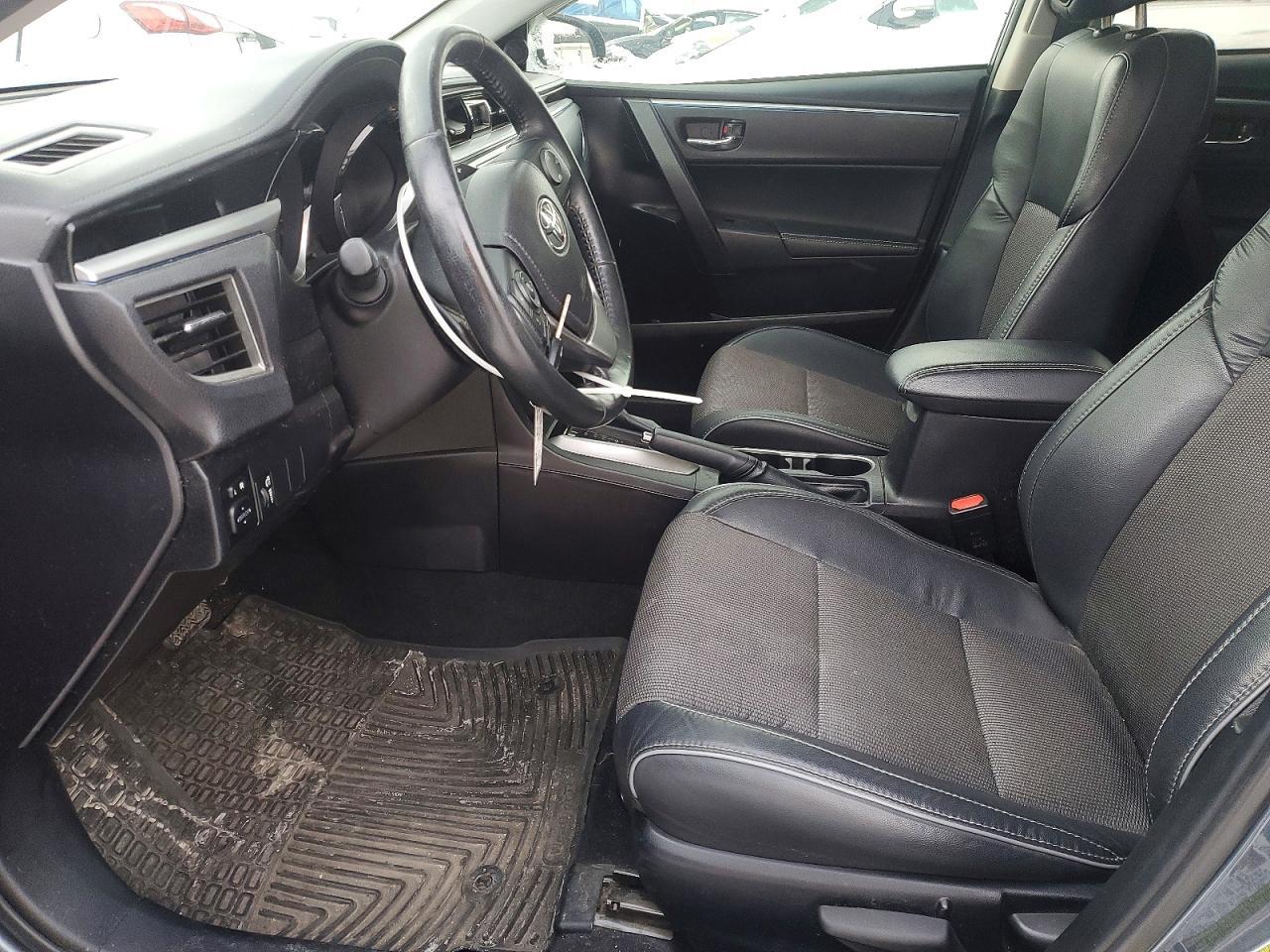 2015 TOYOTA COROLLA