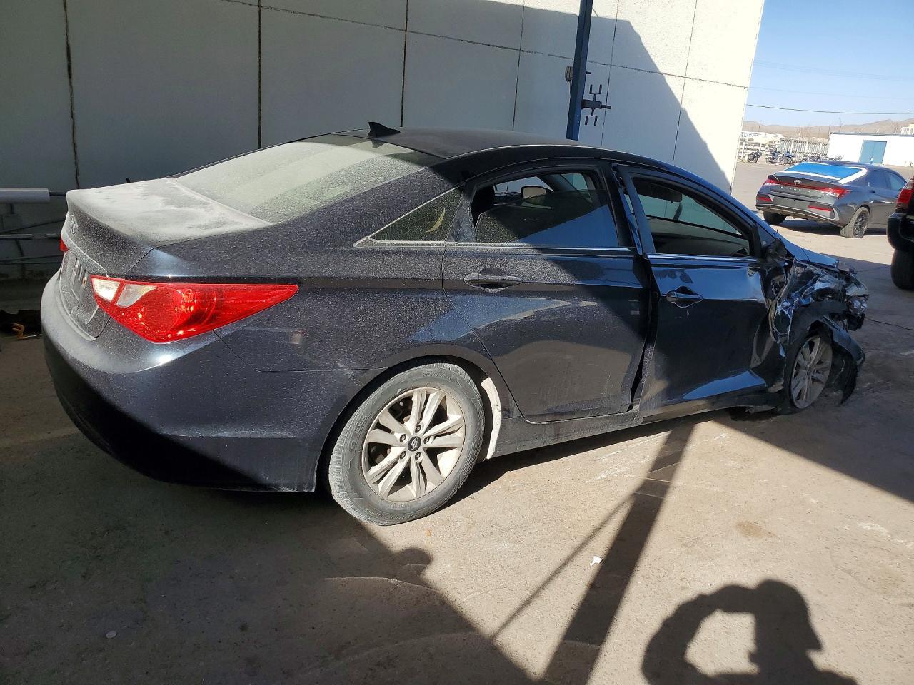 2013 HYUNDAI SONATA