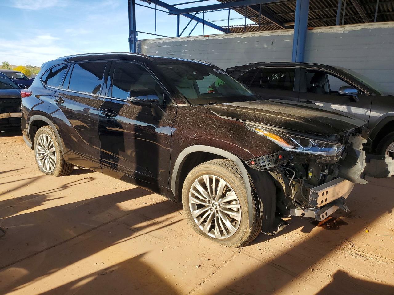 2020 TOYOTA HIGHLANDER