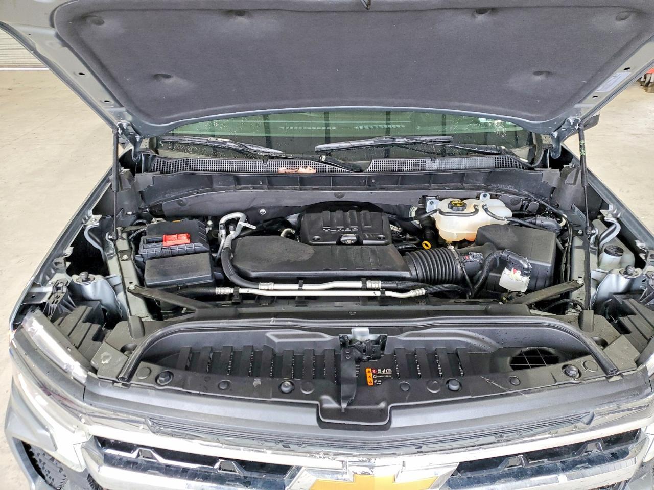 2025 CHEVROLET Silverado