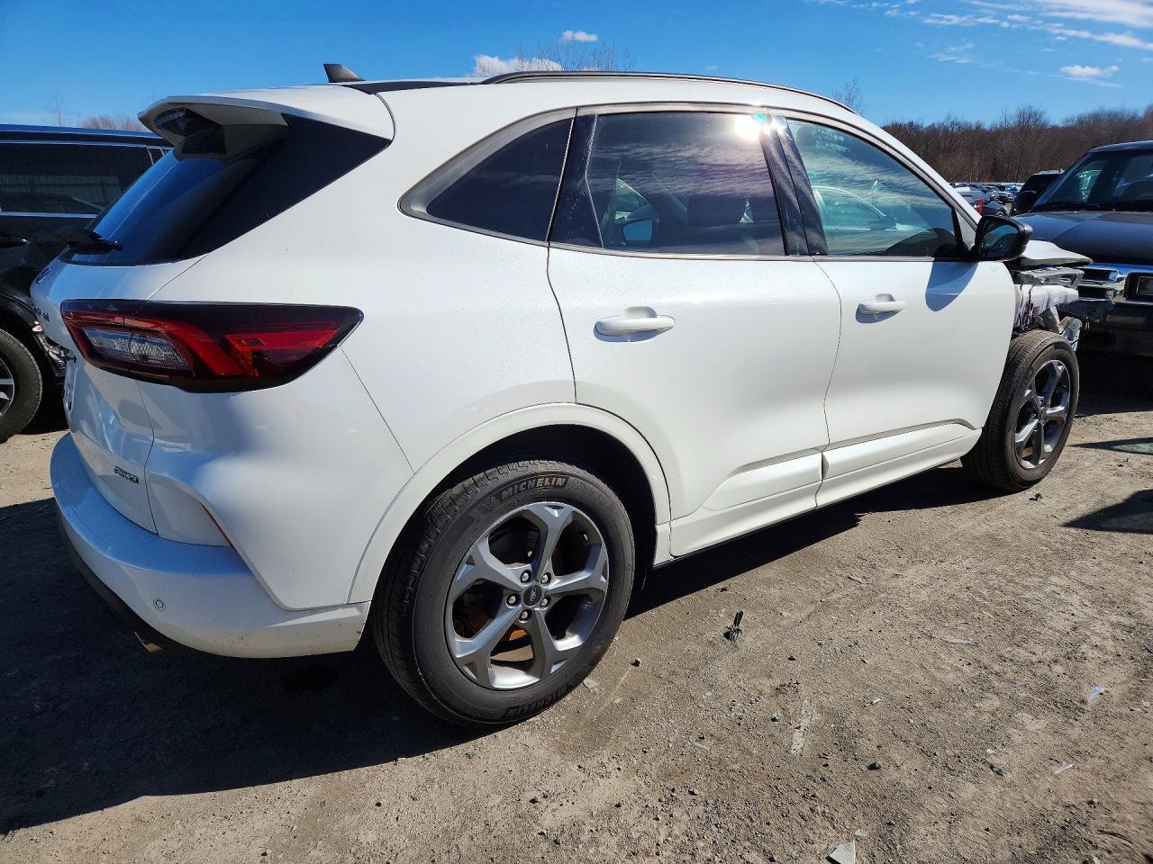 2023 FORD ESCAPE