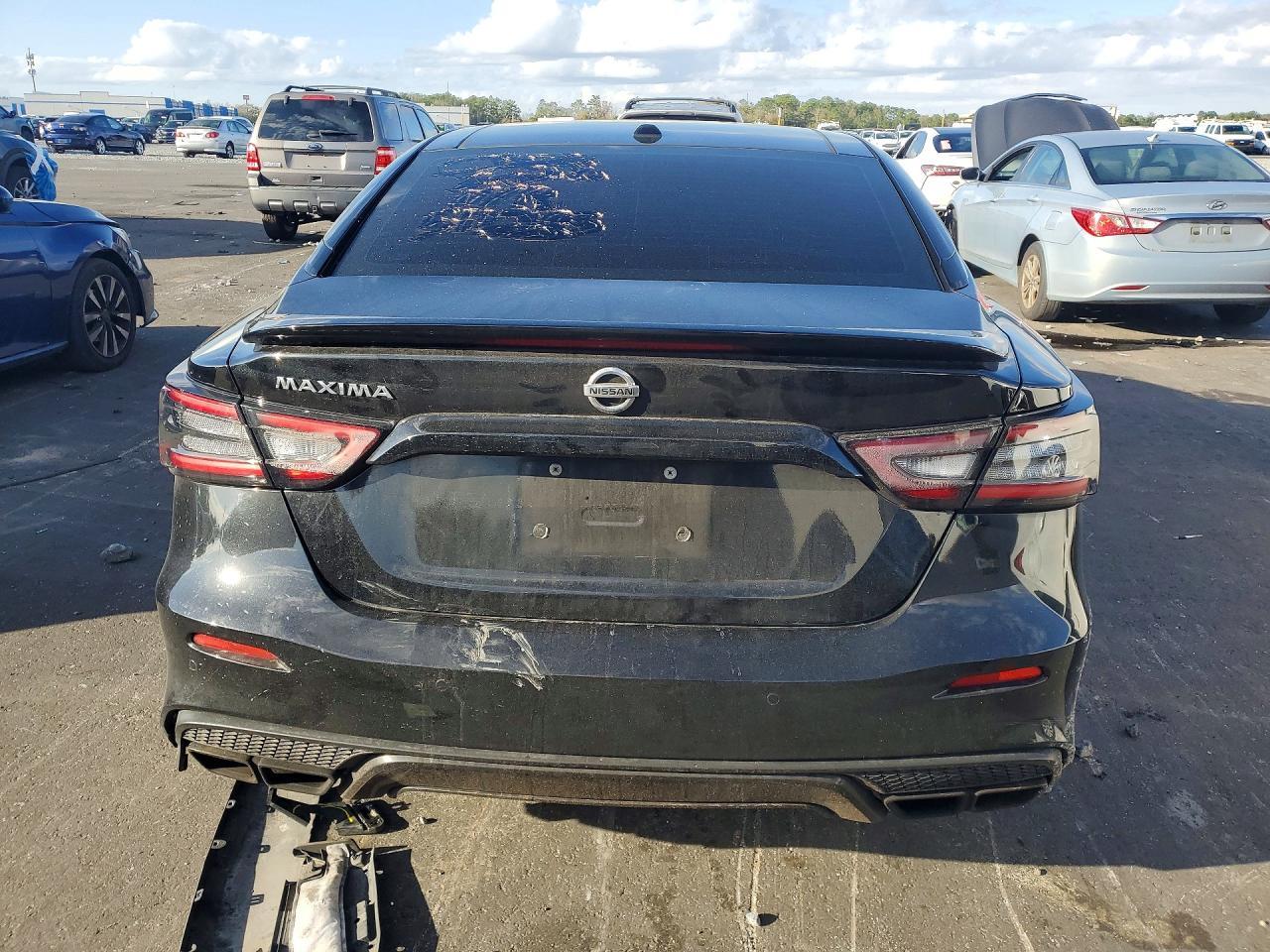 2021 NISSAN Maxima