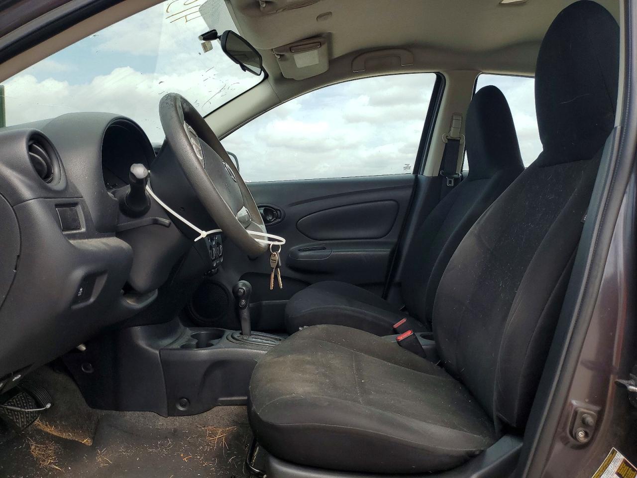 2015 NISSAN VERSA