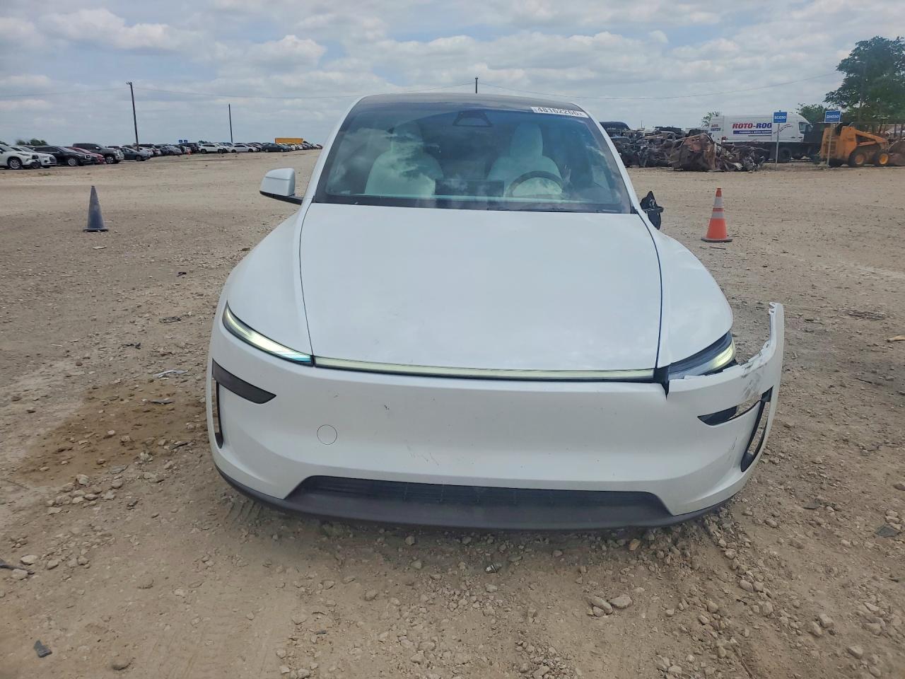 2026 TESLA MODEL Y
