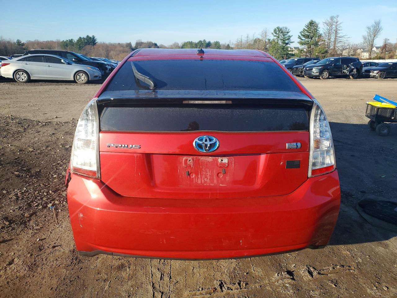 2011 TOYOTA PRIUS