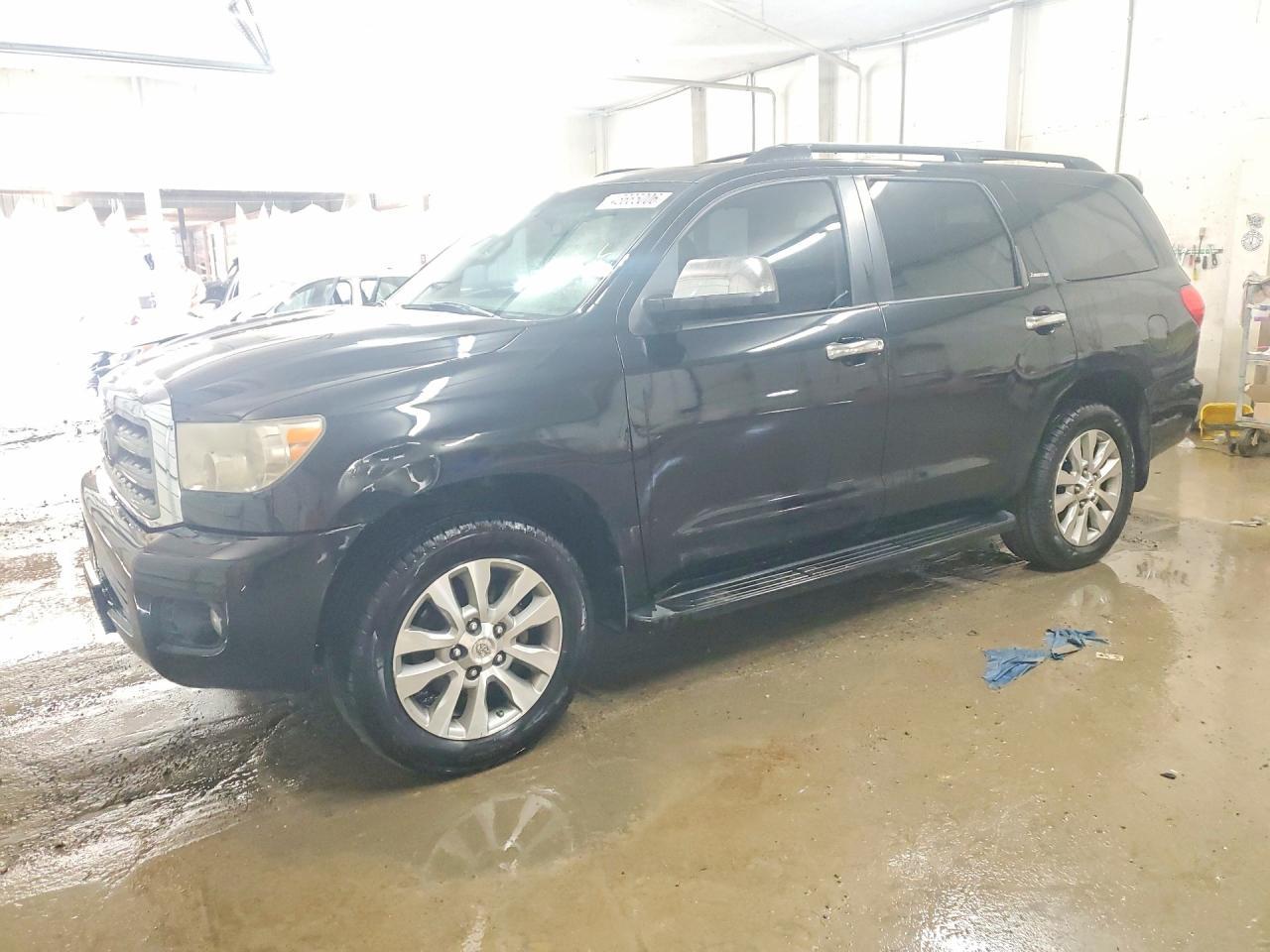 2012 TOYOTA Sequoia