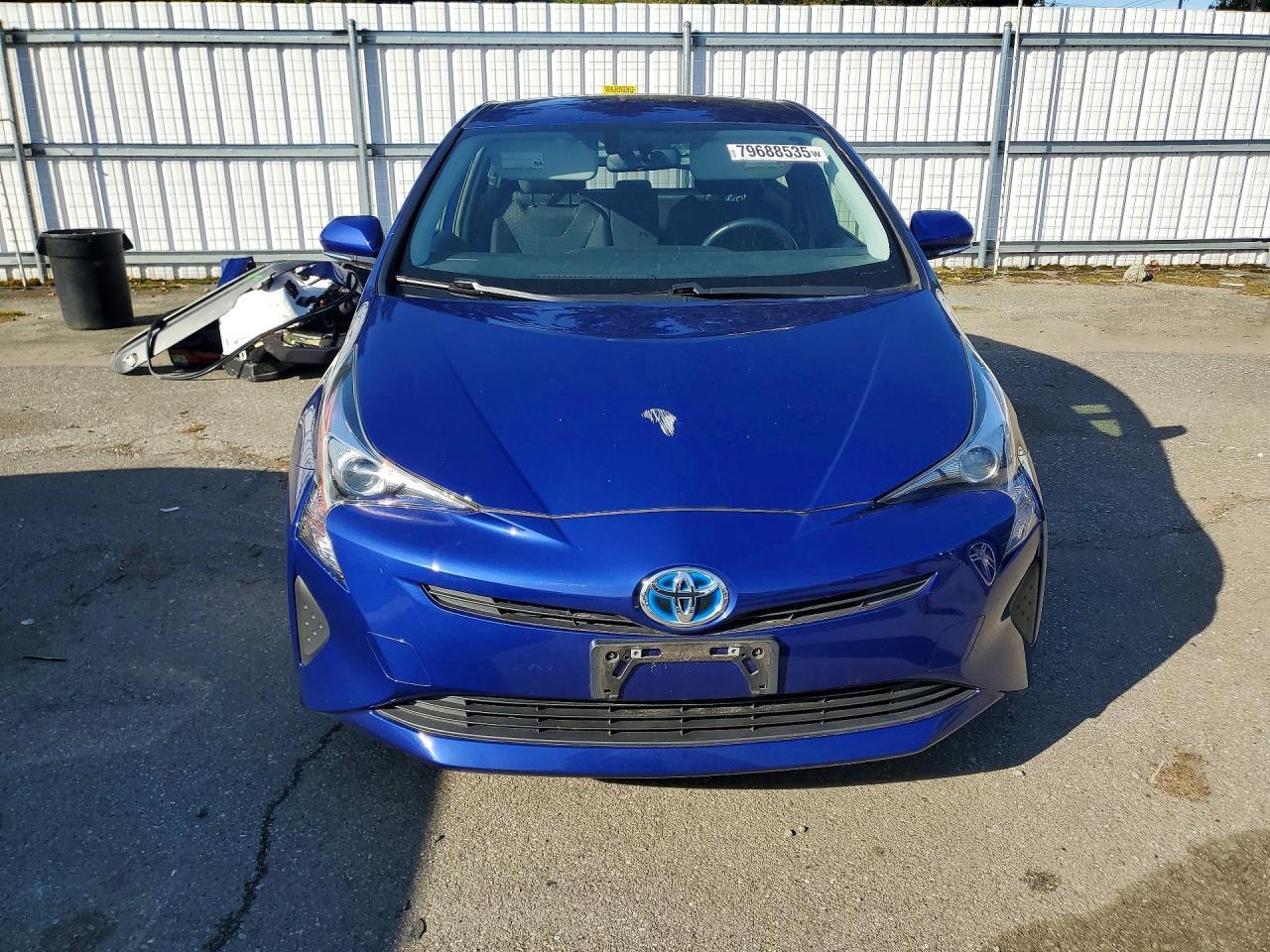 2016 TOYOTA PRIUS