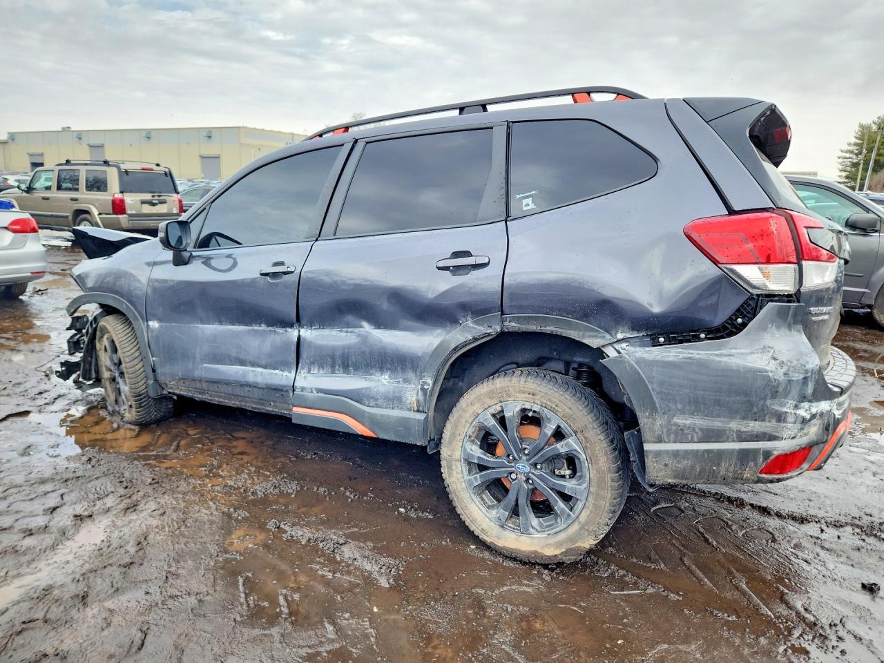 2024 SUBARU FORESTER