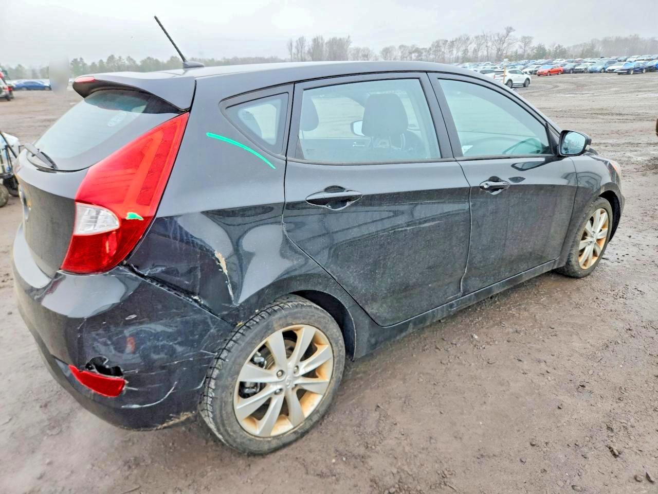 2013 HYUNDAI ACCENT