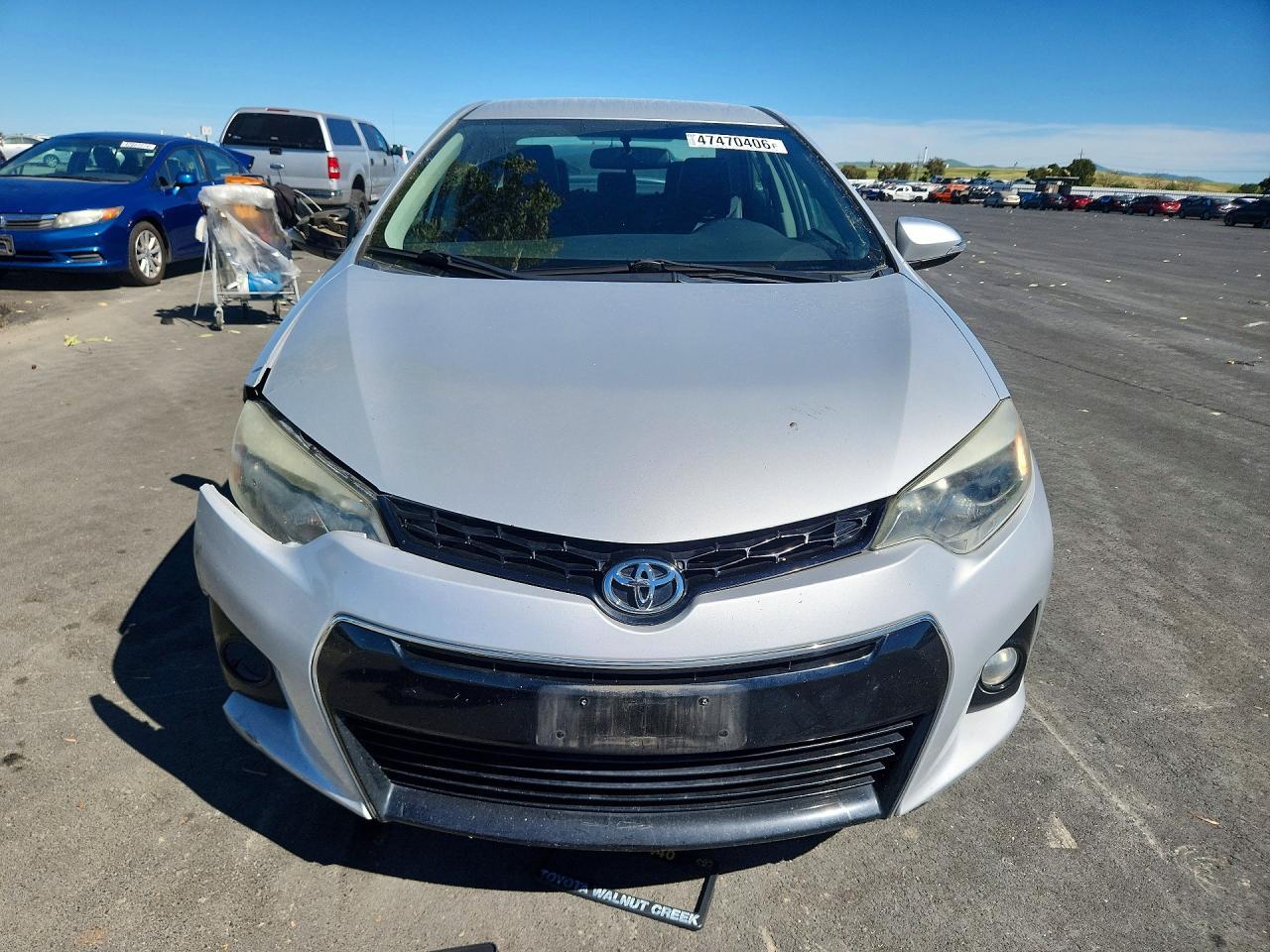 2015 TOYOTA COROLLA