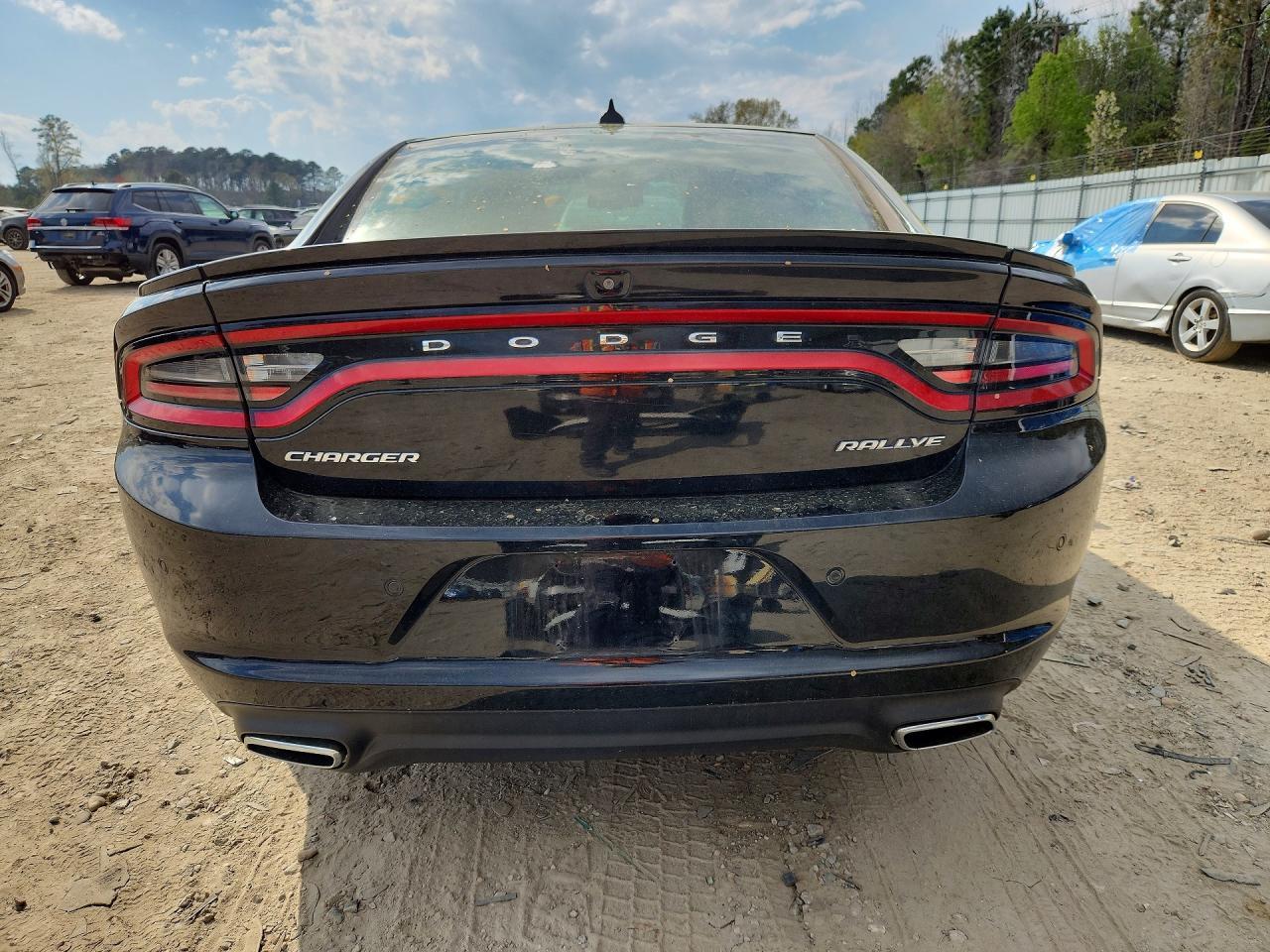 2015 DODGE CHARGER