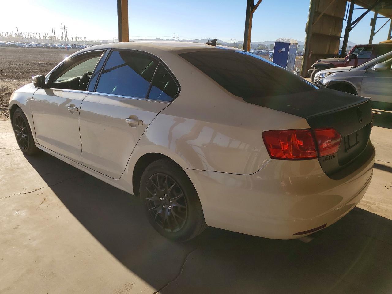 2014 VOLKSWAGEN JETTA