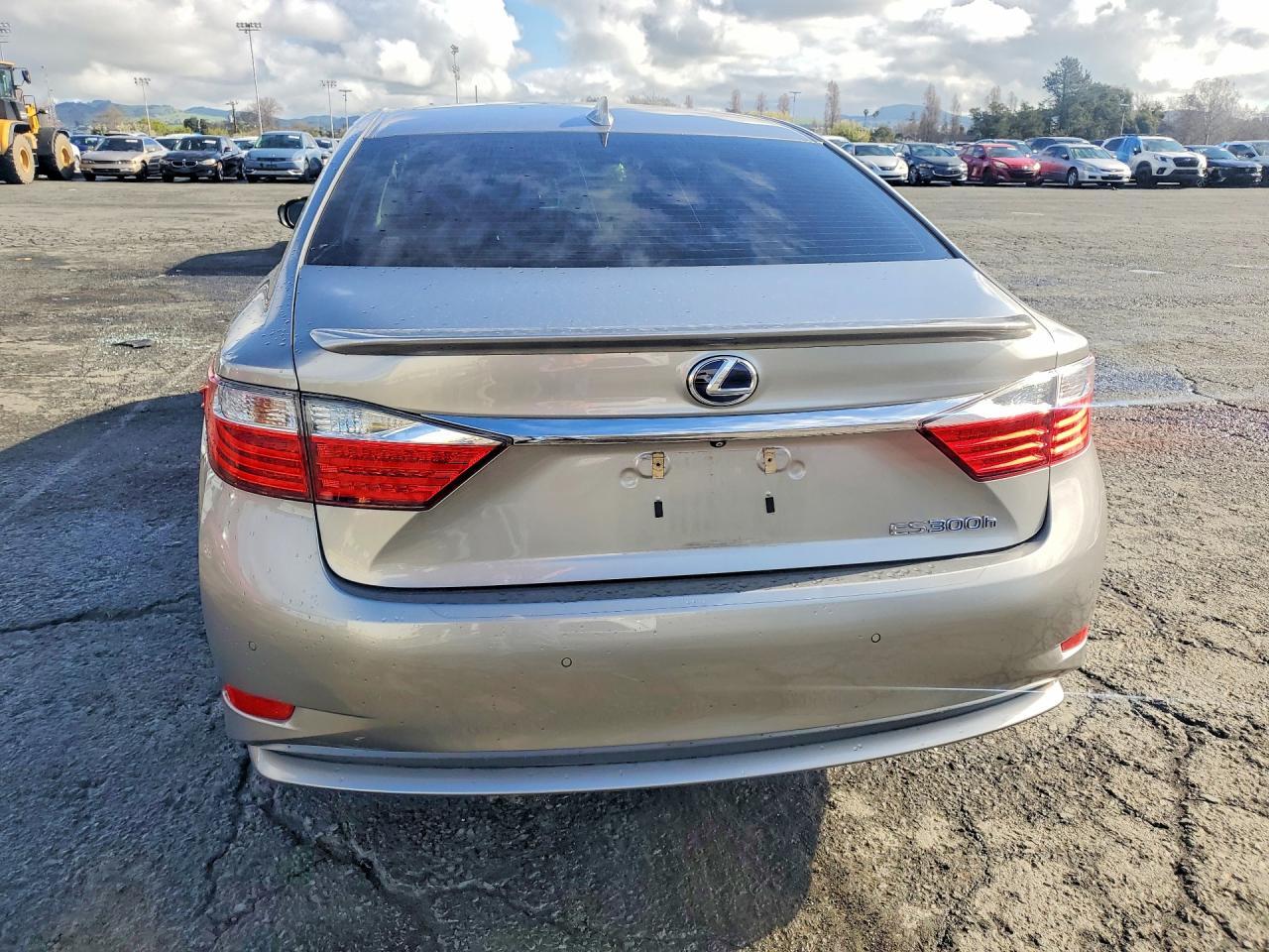 2015 LEXUS ES 300H