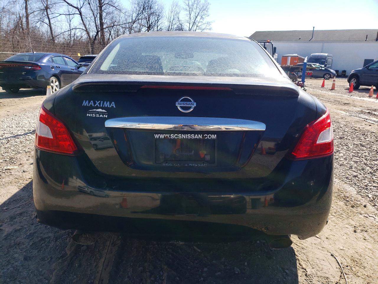 2009 NISSAN Maxima