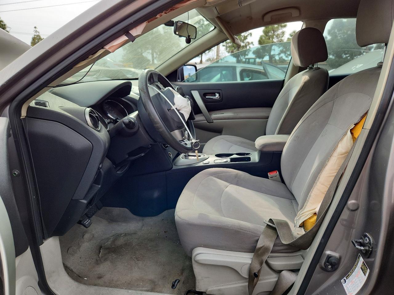 2015 NISSAN ROGUE