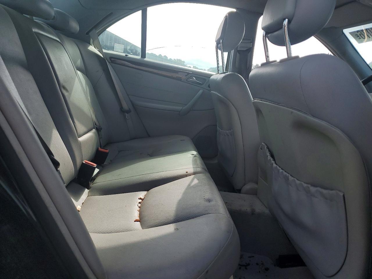 2002 MERCEDES-BENZ C-CLASS