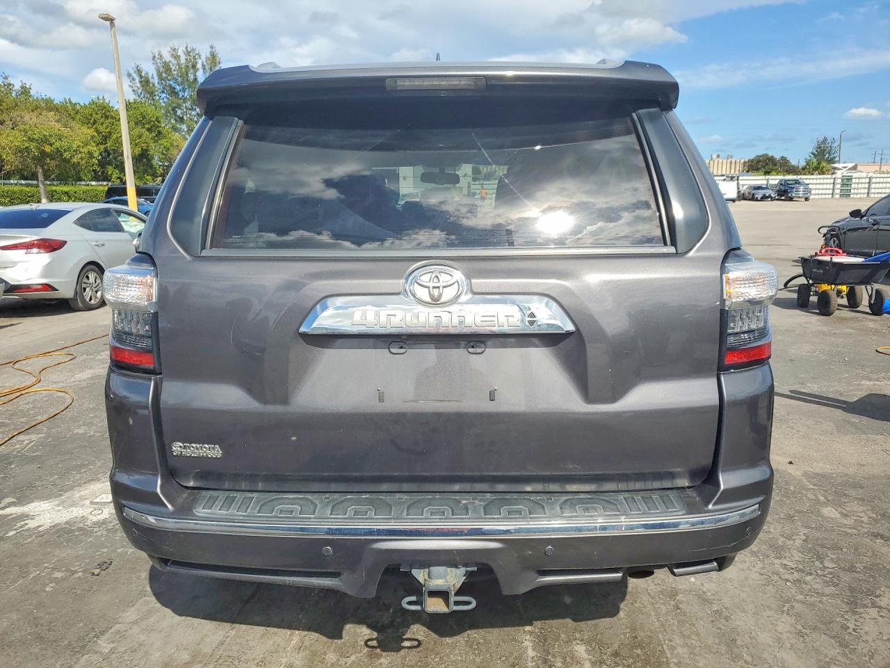 2017 TOYOTA 4Runner