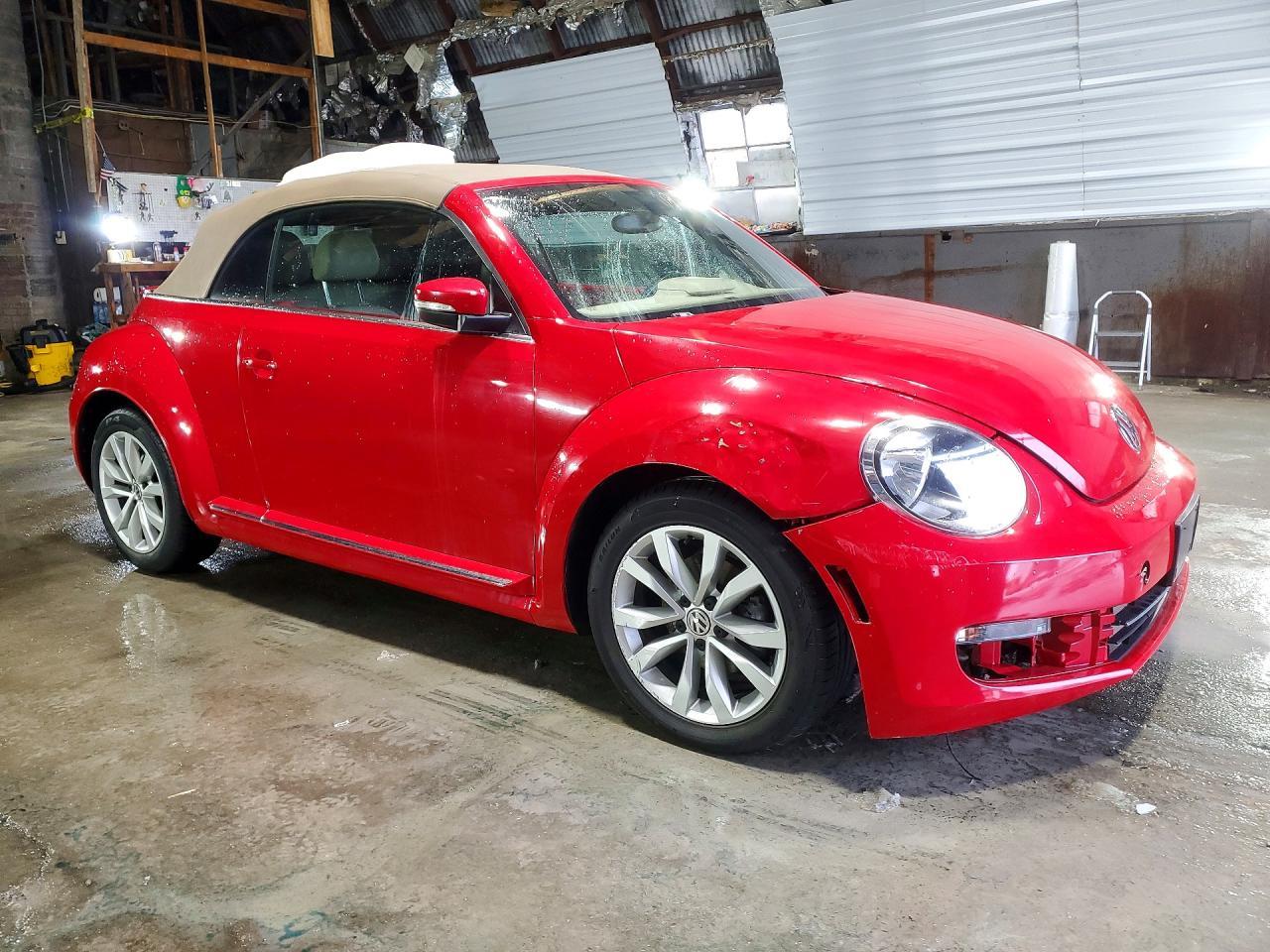 2014 VOLKSWAGEN Beetle