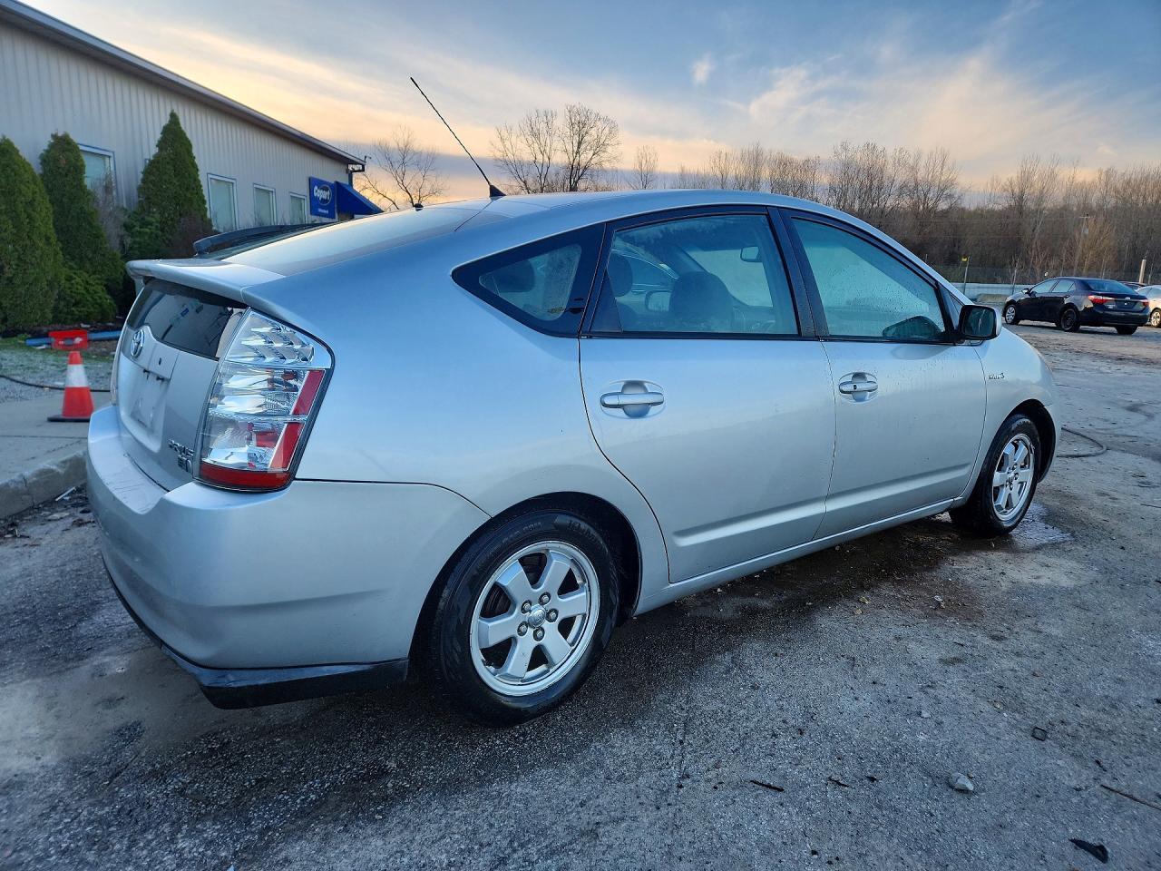 2006 TOYOTA PRIUS