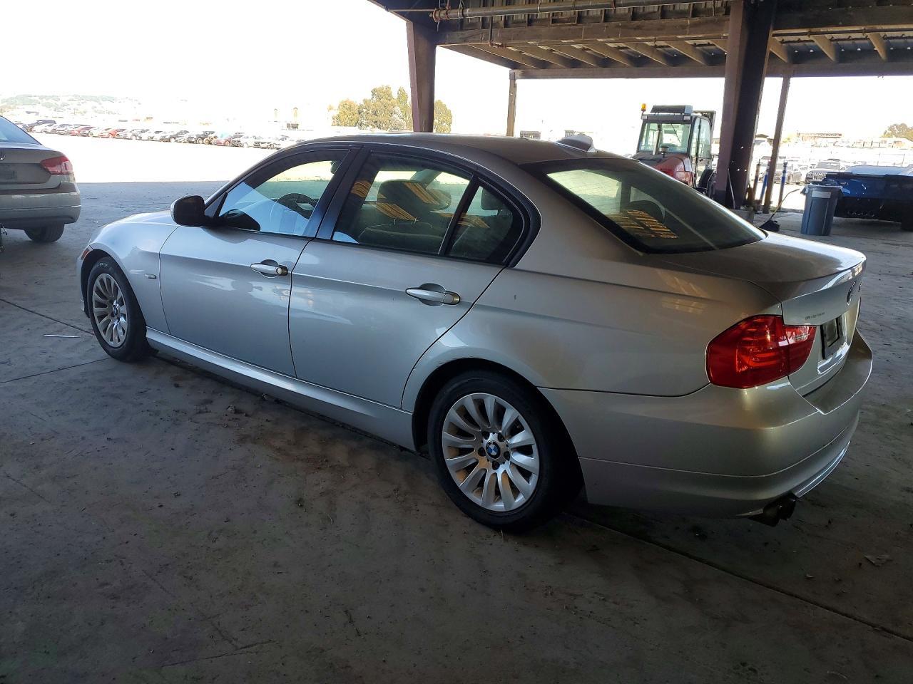 2009 BMW 3 SERIES