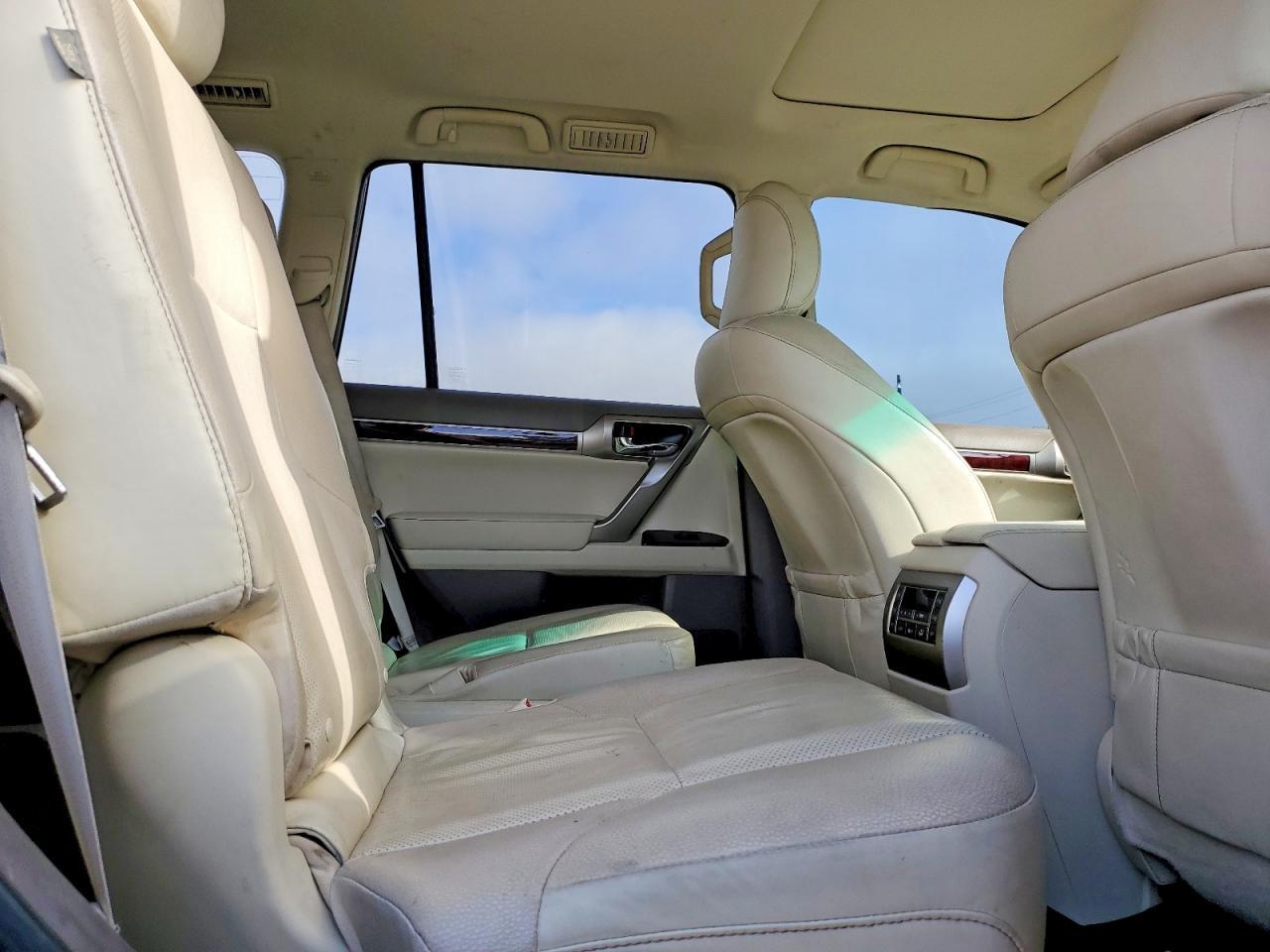 2017 LEXUS GX 460