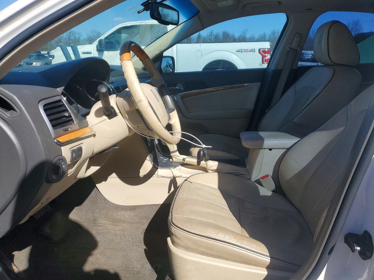 2010 LINCOLN MKZ