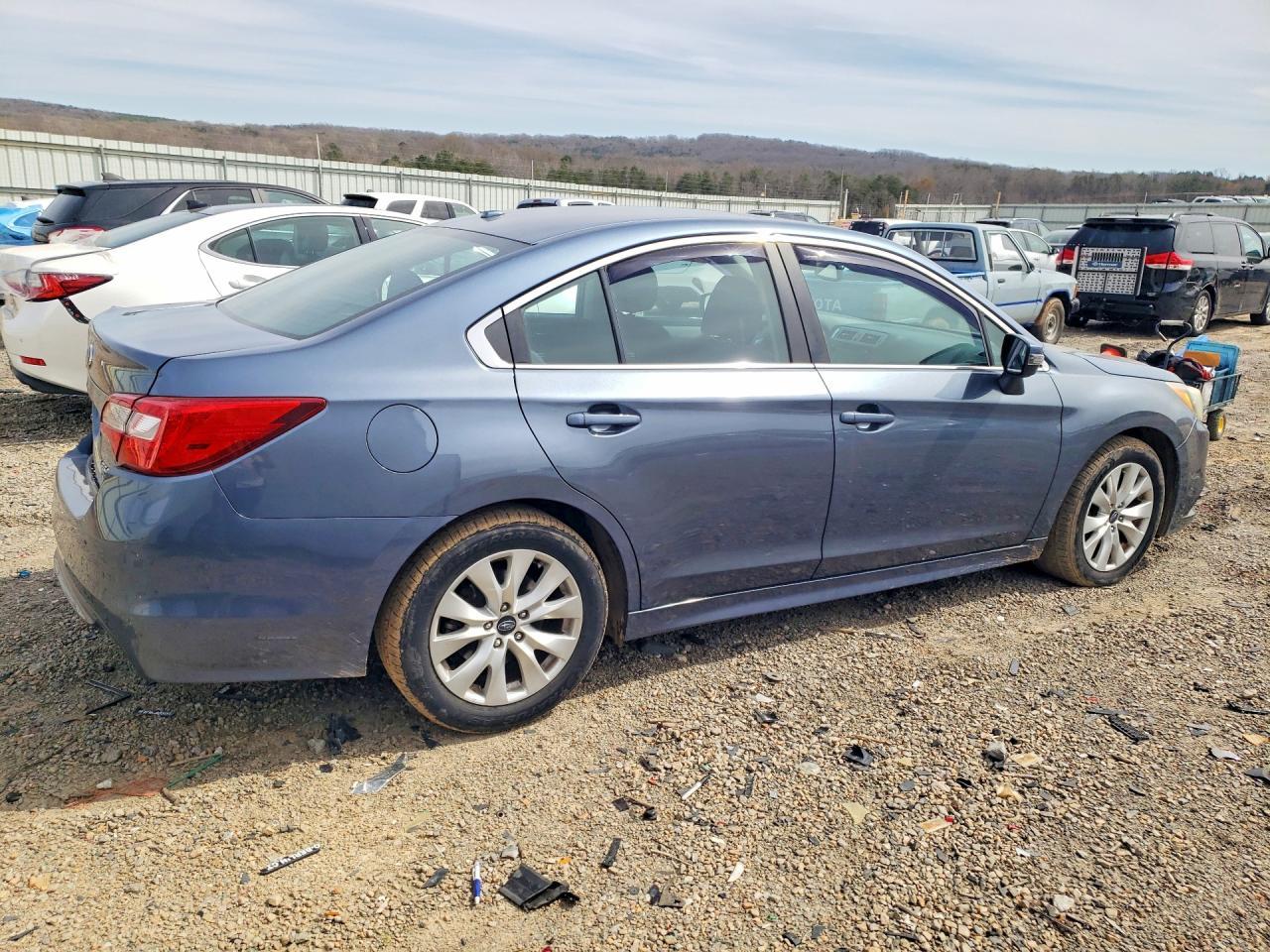 2015 SUBARU Legacy