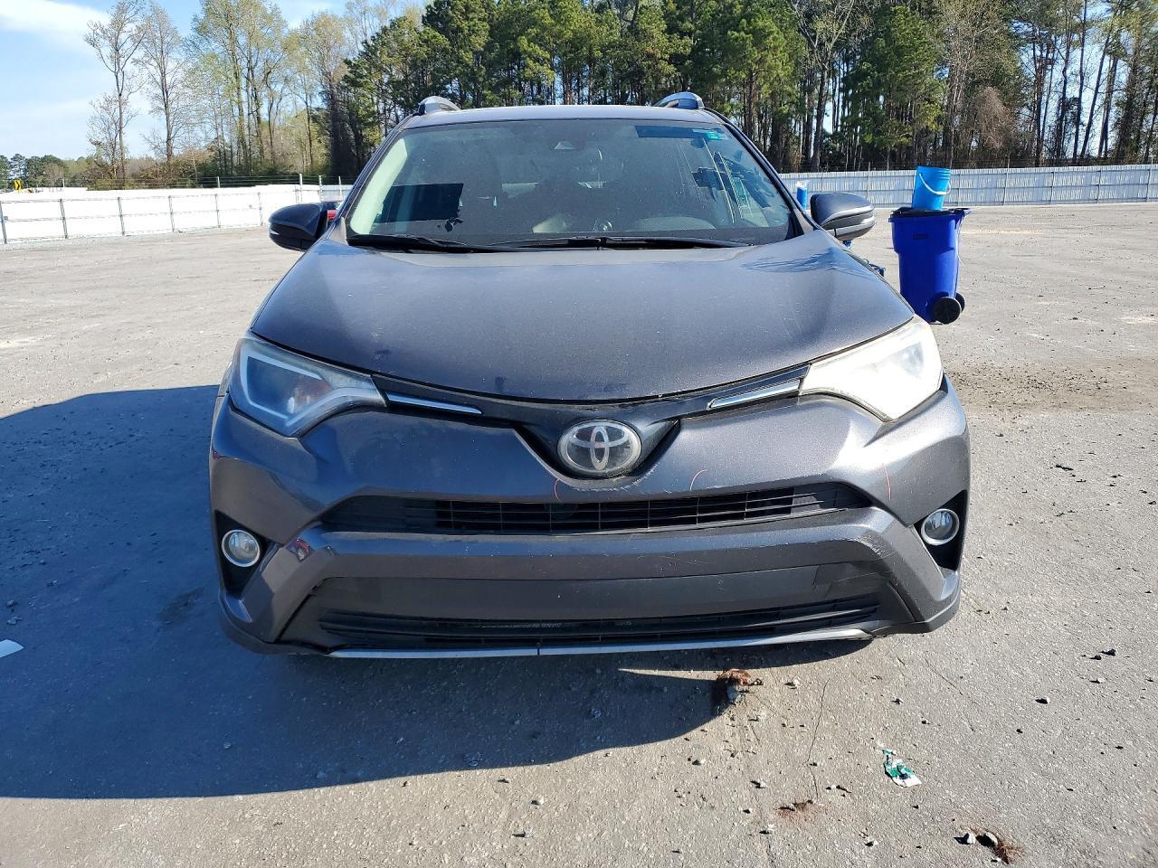 2017 TOYOTA RAV4