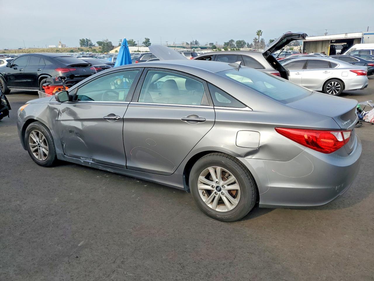2012 HYUNDAI SONATA