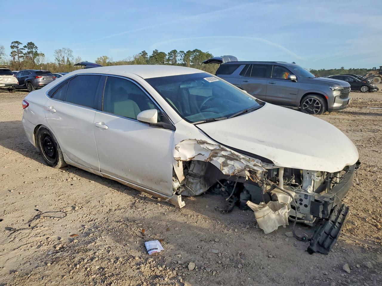 2016 TOYOTA CAMRY