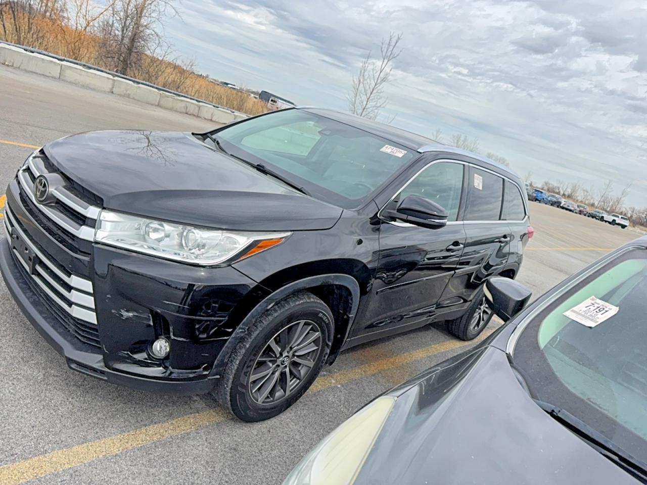 2019 TOYOTA HIGHLANDER